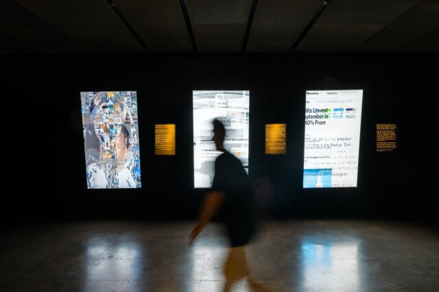 Esta exposición gratuita reflexiona sobre la expansión de las fake news