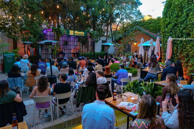 Jardín Alhambra inaugura la temporada de verano